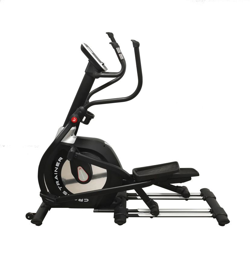 Professional fitnes uskunalari, shu jumladan elektron displeyli elliptik trener.